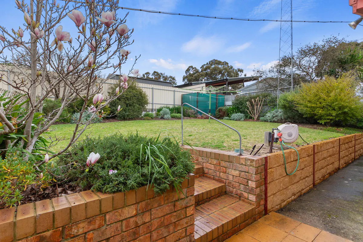 68 Blyth Road — photo 27 of 30