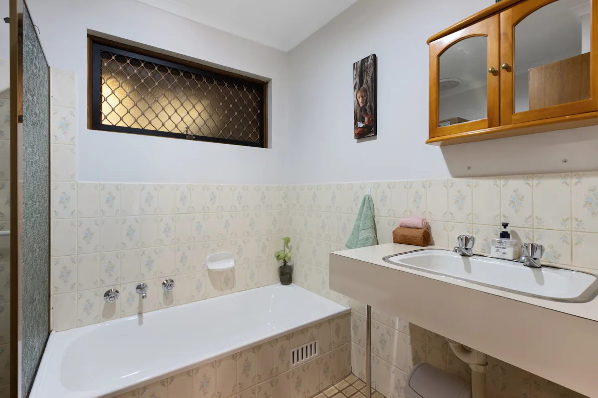 11 Orlyk Street — photo 3 of 19