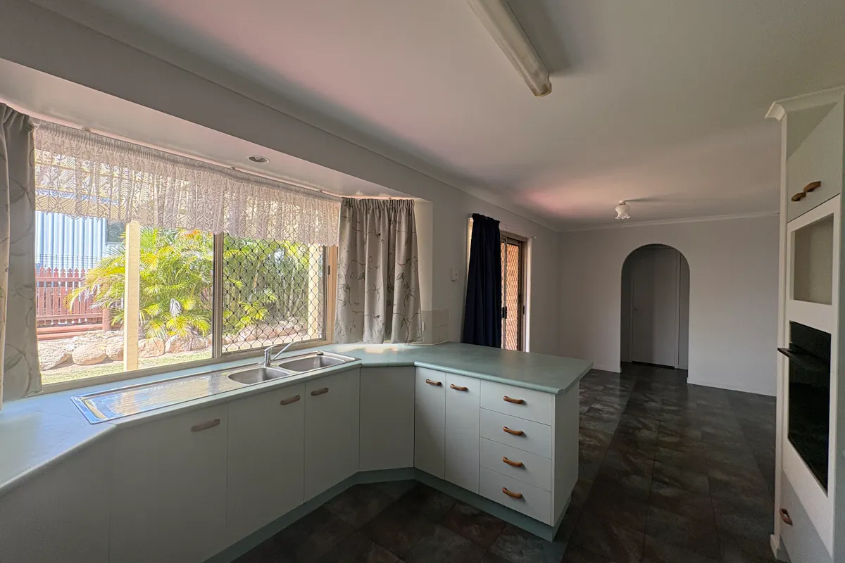 14 Sovereign Court — photo 2 of 13