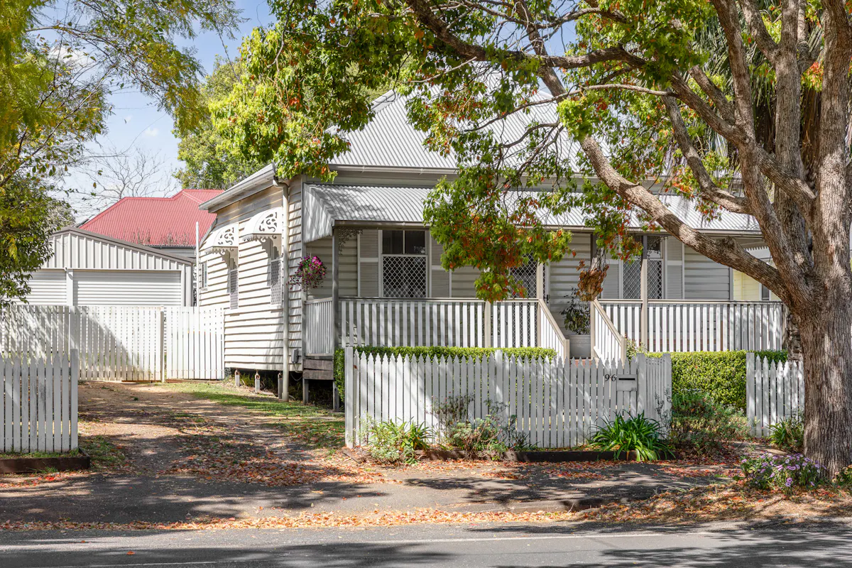 96 Hume Street — photo 3 of 26