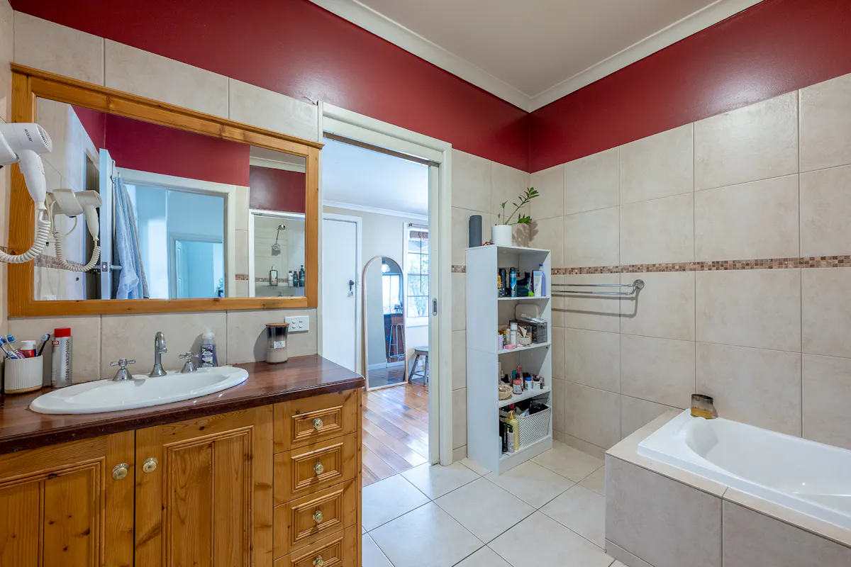 13 Robinson Street — photo 17 of 27