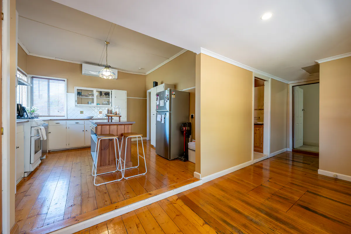 13 Robinson Street — photo 6 of 27