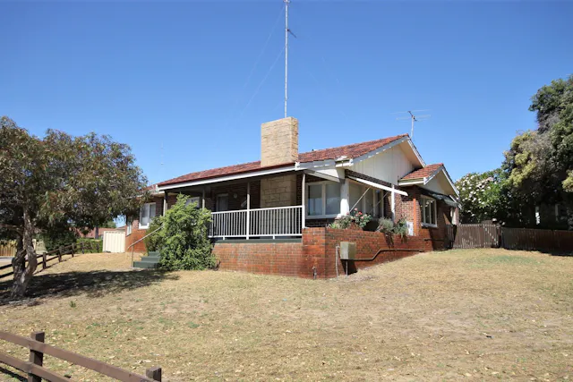 327 Old Coast Road — photo from Elders Real Estate Bunbury / Davenport - McCombe Road