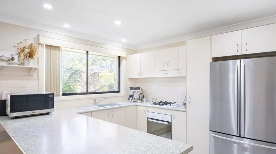 41 Marsden Lane — photo 3 of 7