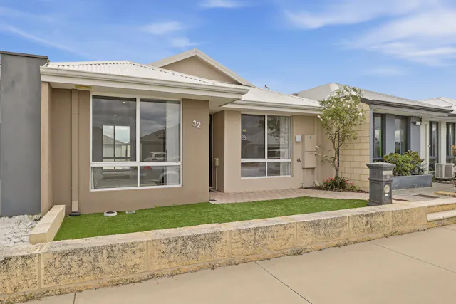 32 Saltwater Street — photo from Elders Real Estate Rockingham & Baldivis