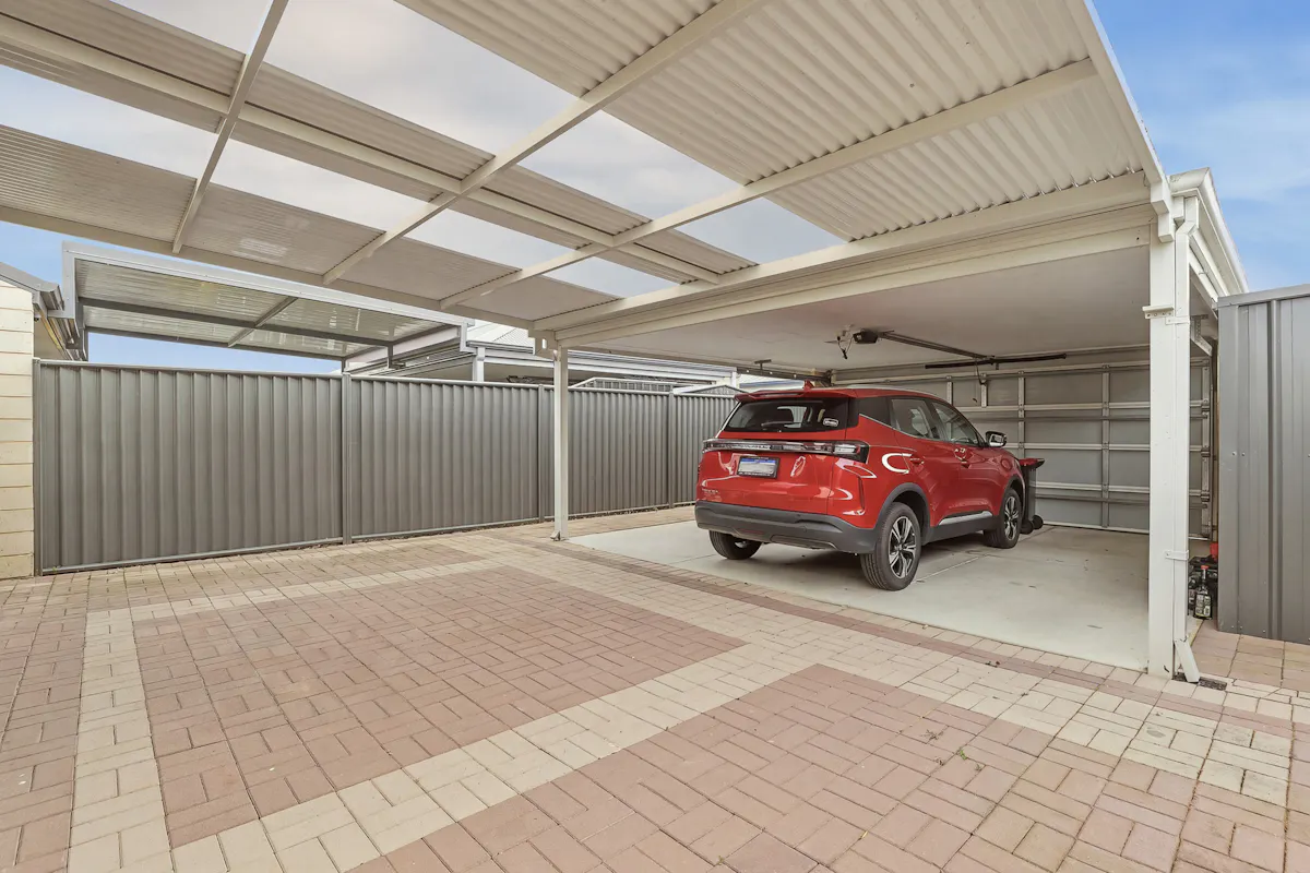 32 Saltwater Street — photo 14 of 14