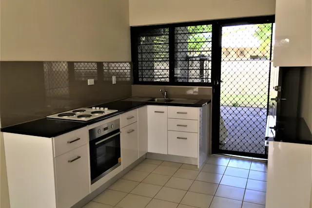 2/1 Wellington Parade — photo from Elders Real Estate Top End Group