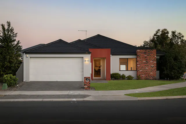 25 Amalfi Chase — photo from Elders Real Estate Rockingham & Baldivis