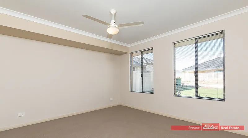 29 Jims Crescent — photo 9 of 19