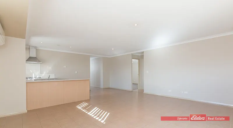 29 Jims Crescent — photo 4 of 19
