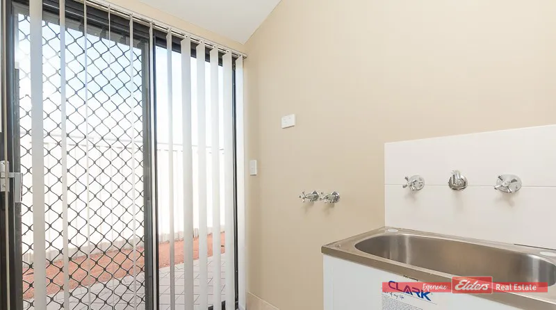 29 Jims Crescent — photo 15 of 19