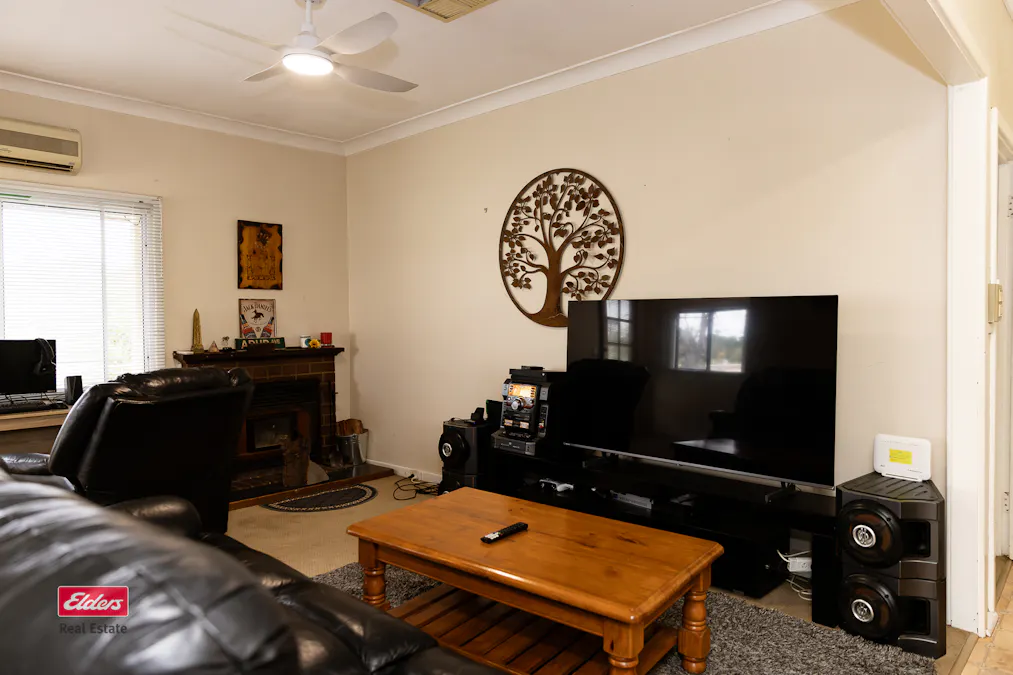 56 South Avenue, Merredin, WA, 6415 - Image 4