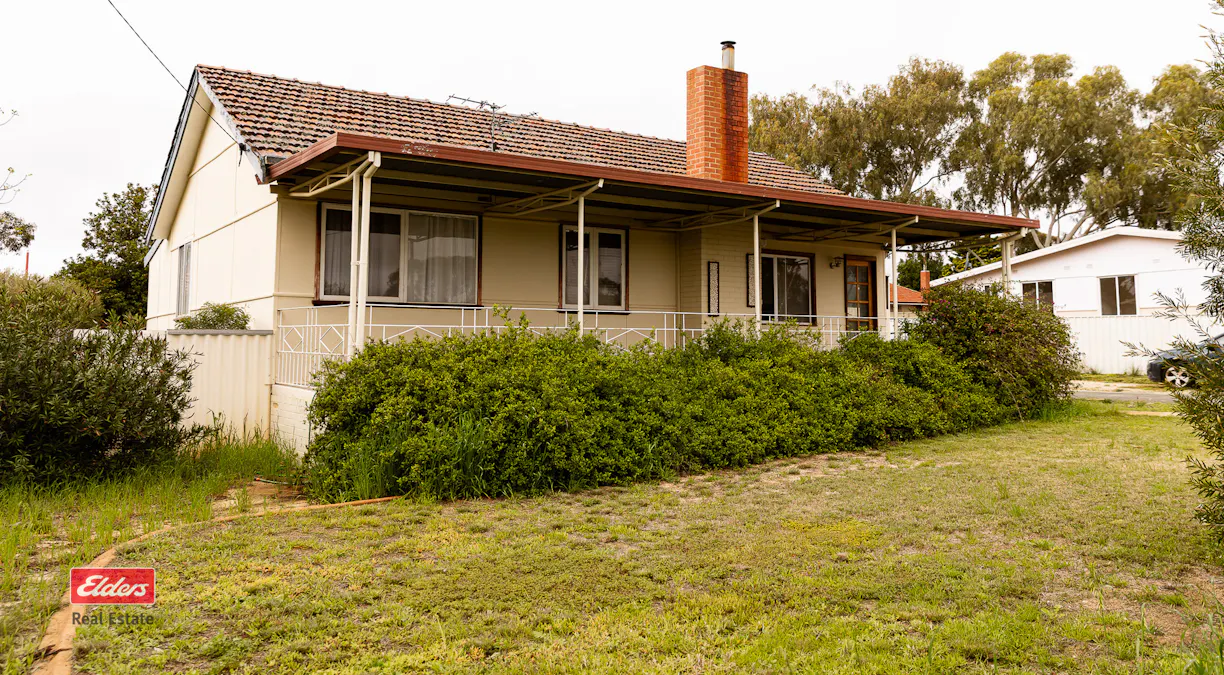 56 South Avenue, Merredin, WA, 6415 - Image 1