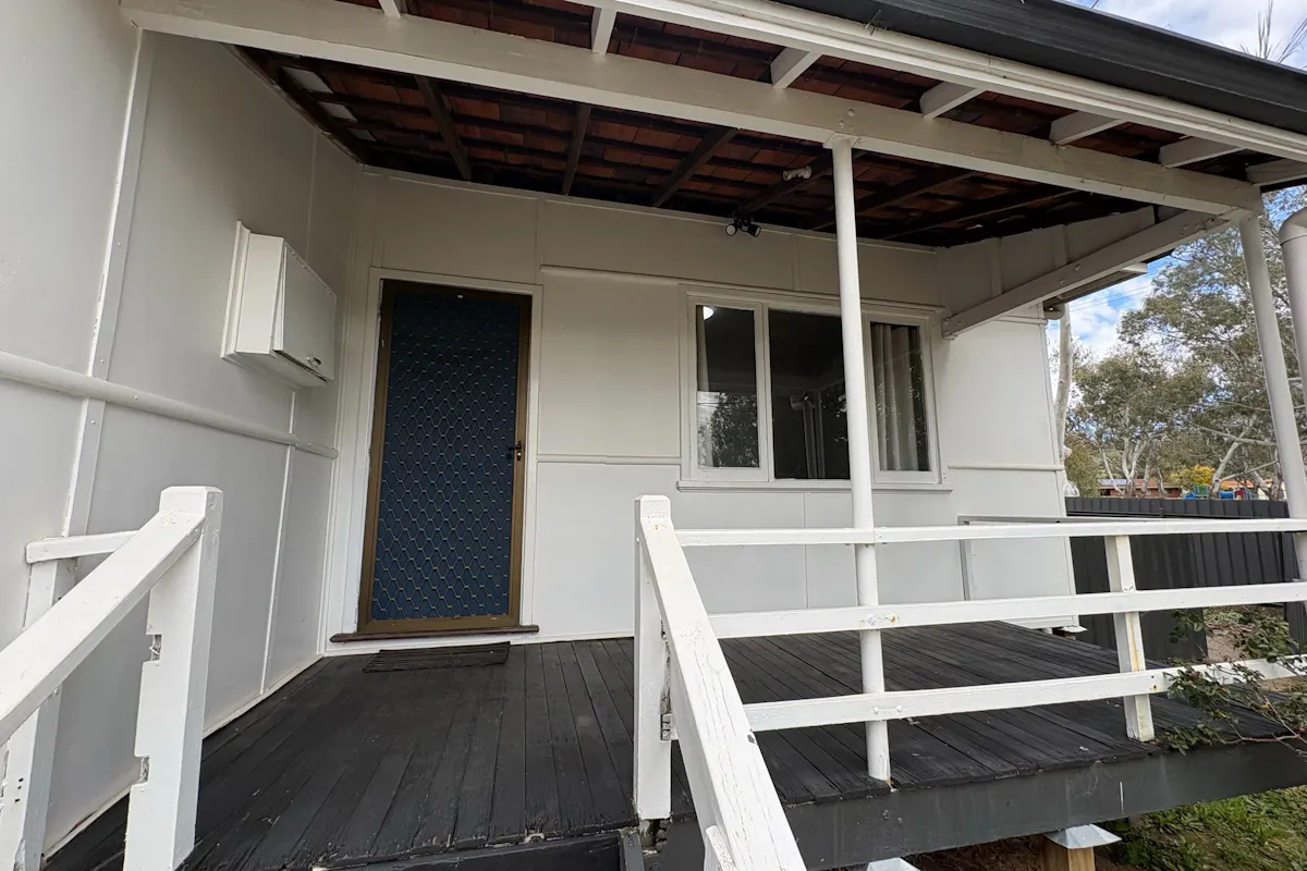 87 Newcastle Road — photo 3 of 17