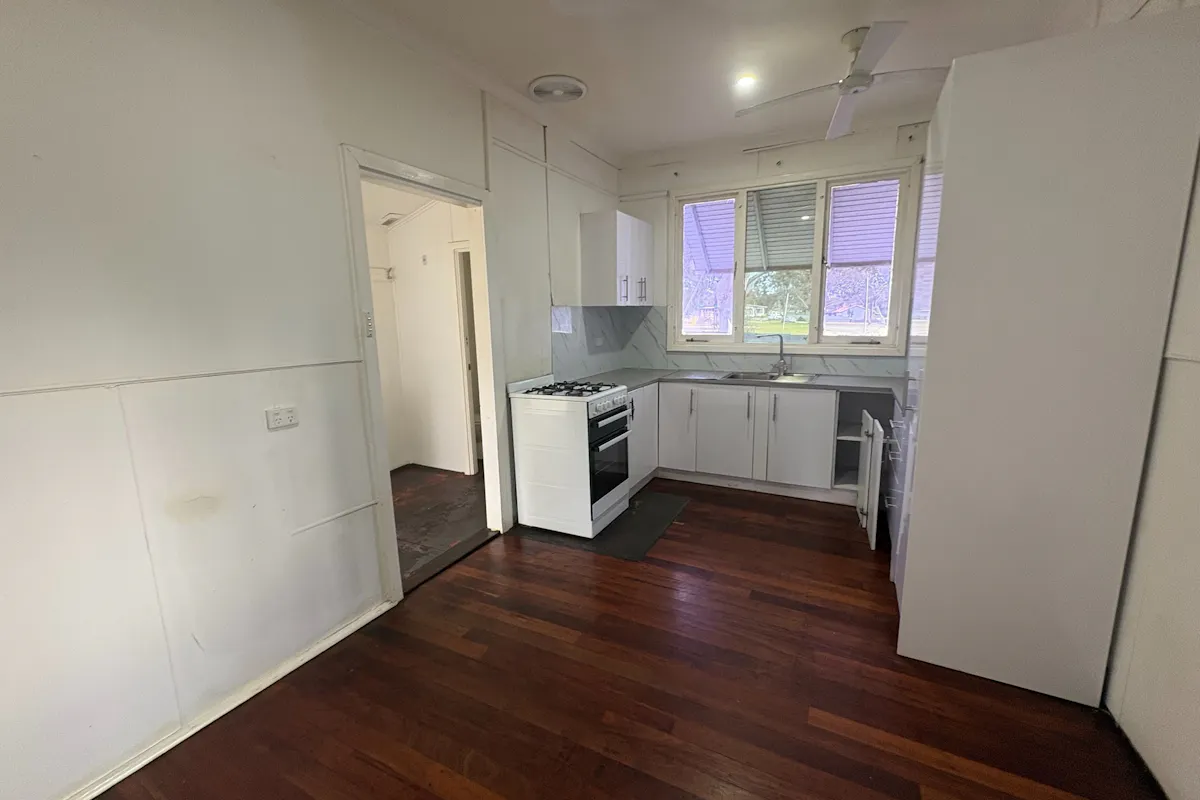 87 Newcastle Road — photo 4 of 17