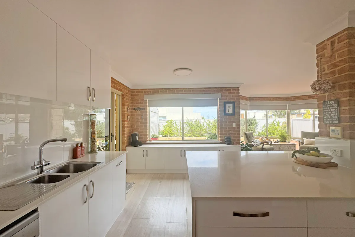 2/32 Westmacott Street — photo 9 of 30