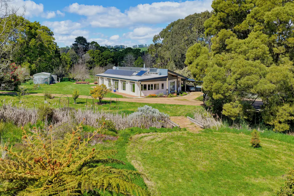 21 Webbs Lane, Mirboo, VIC, 3871 - Image 1