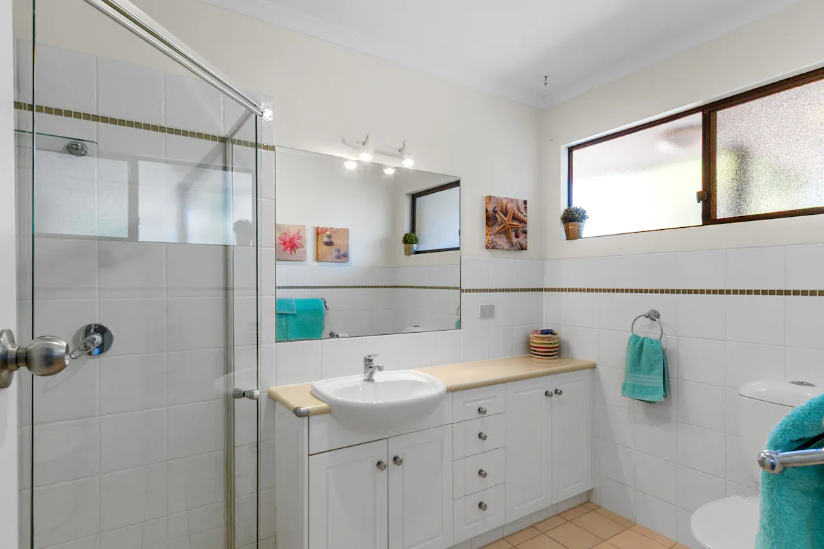 4/8 Beare Street — photo 18 of 25
