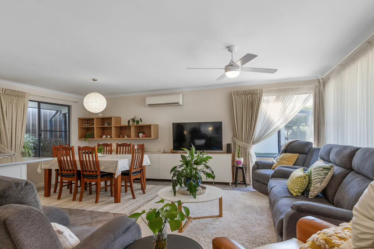 4/8 Beare Street — photo 6 of 25
