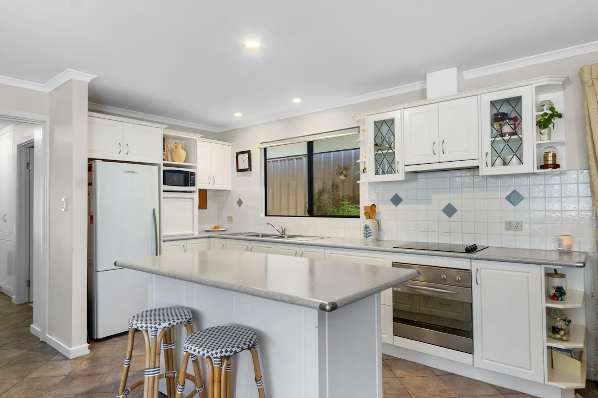 4/8 Beare Street — photo 9 of 25