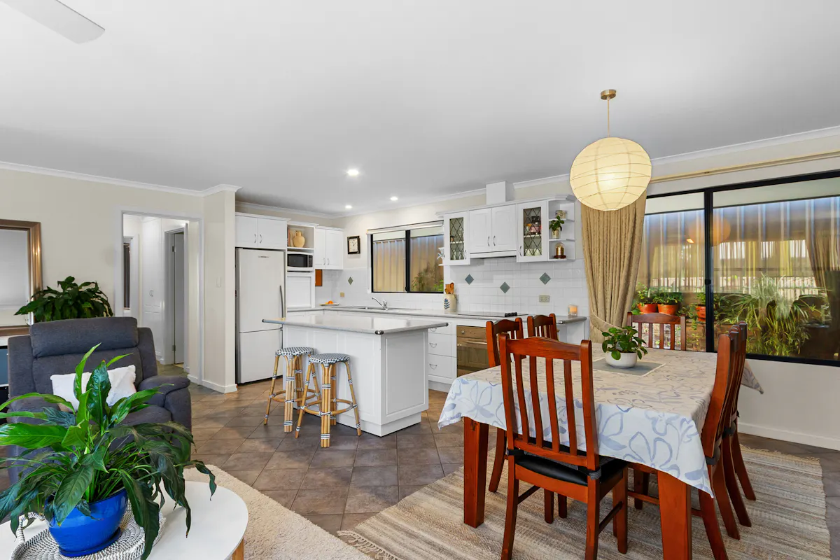 4/8 Beare Street — photo 8 of 25