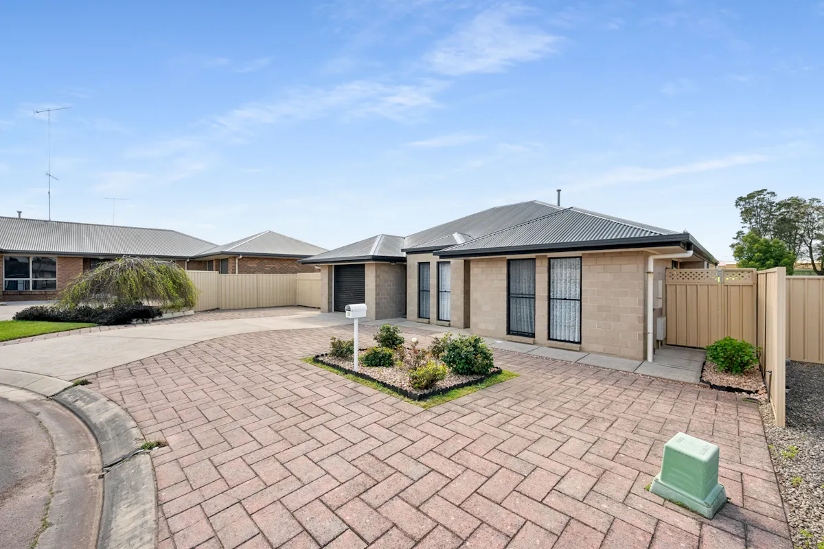 10 Radley Court — photo 14 of 17