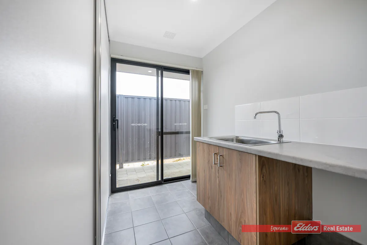 21 Brassica Street — photo 15 of 17