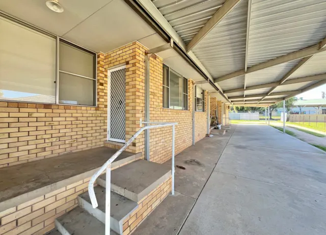 2/91-93 Currajong Street — photo from Elders Real Estate Parkes