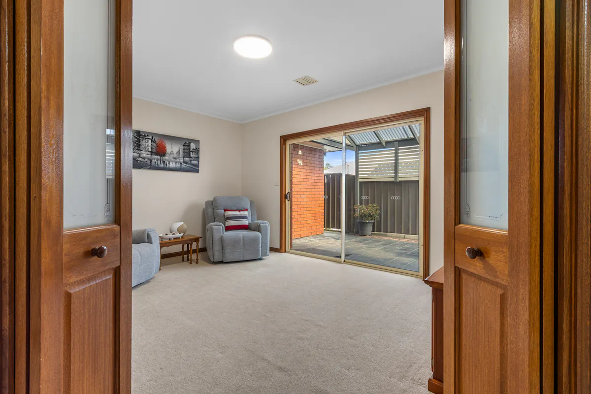18 Dempster Court — photo 7 of 24