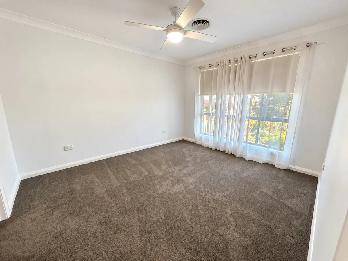 107 Currajong Street — photo 2 of 9