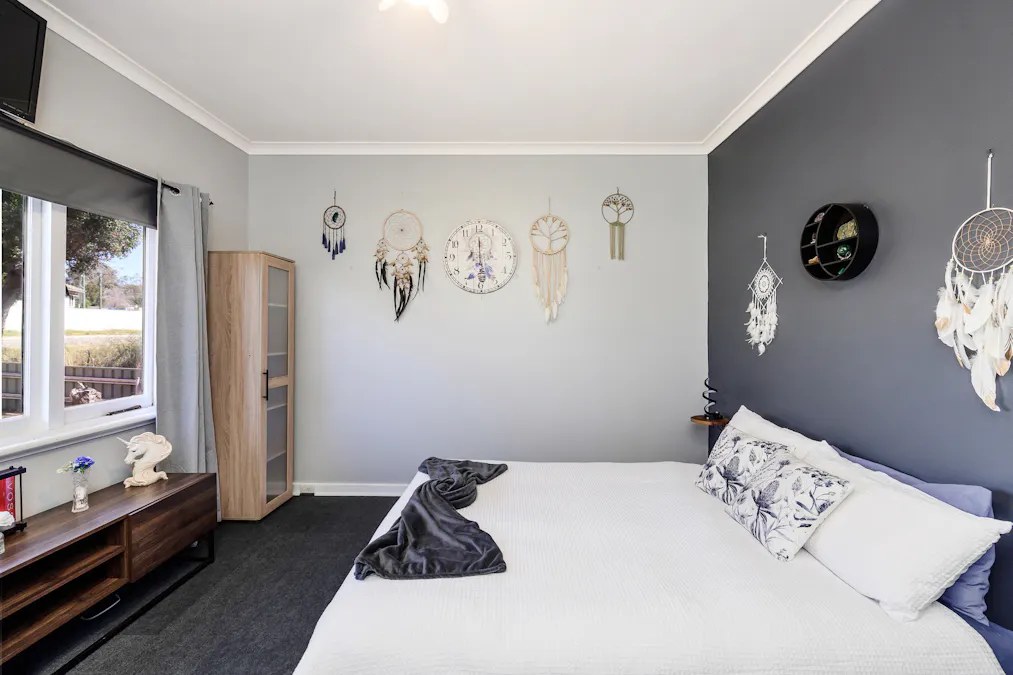25 Yalbaroo Road, Northam, WA, 6401 - Image 12