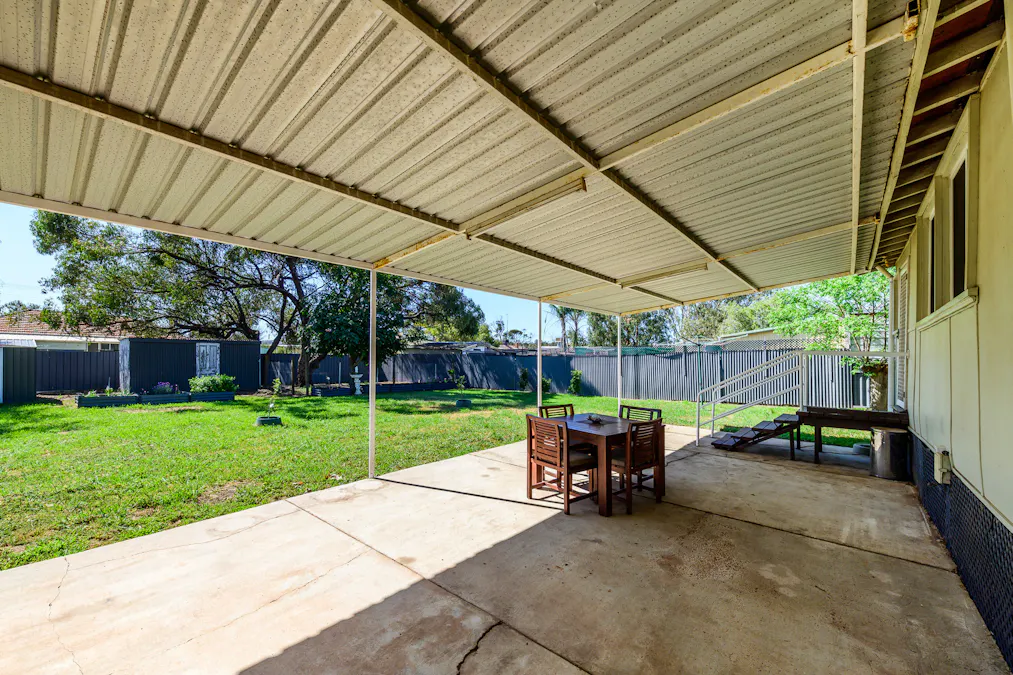 25 Yalbaroo Road, Northam, WA, 6401 - Image 22