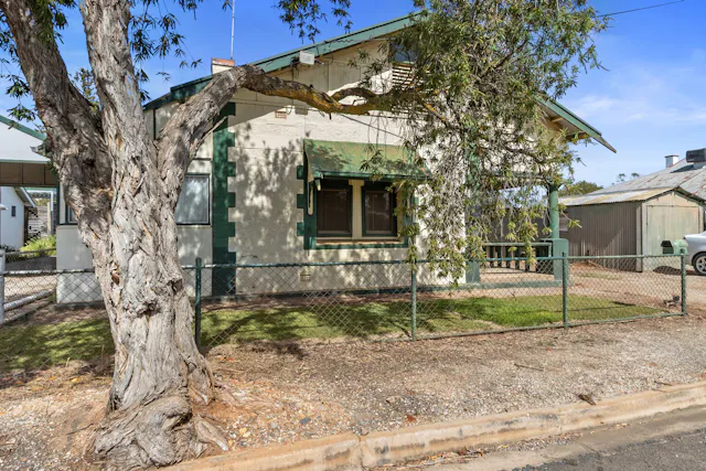 8 Bit Street — photo from Elders Real Estate Clare Valley and Balaklava