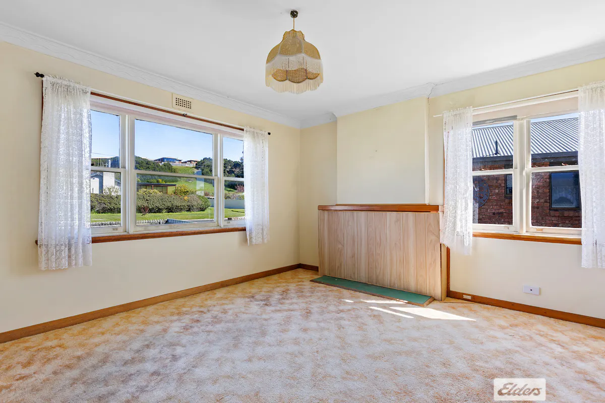 79 Simpson Street — photo 5 of 16