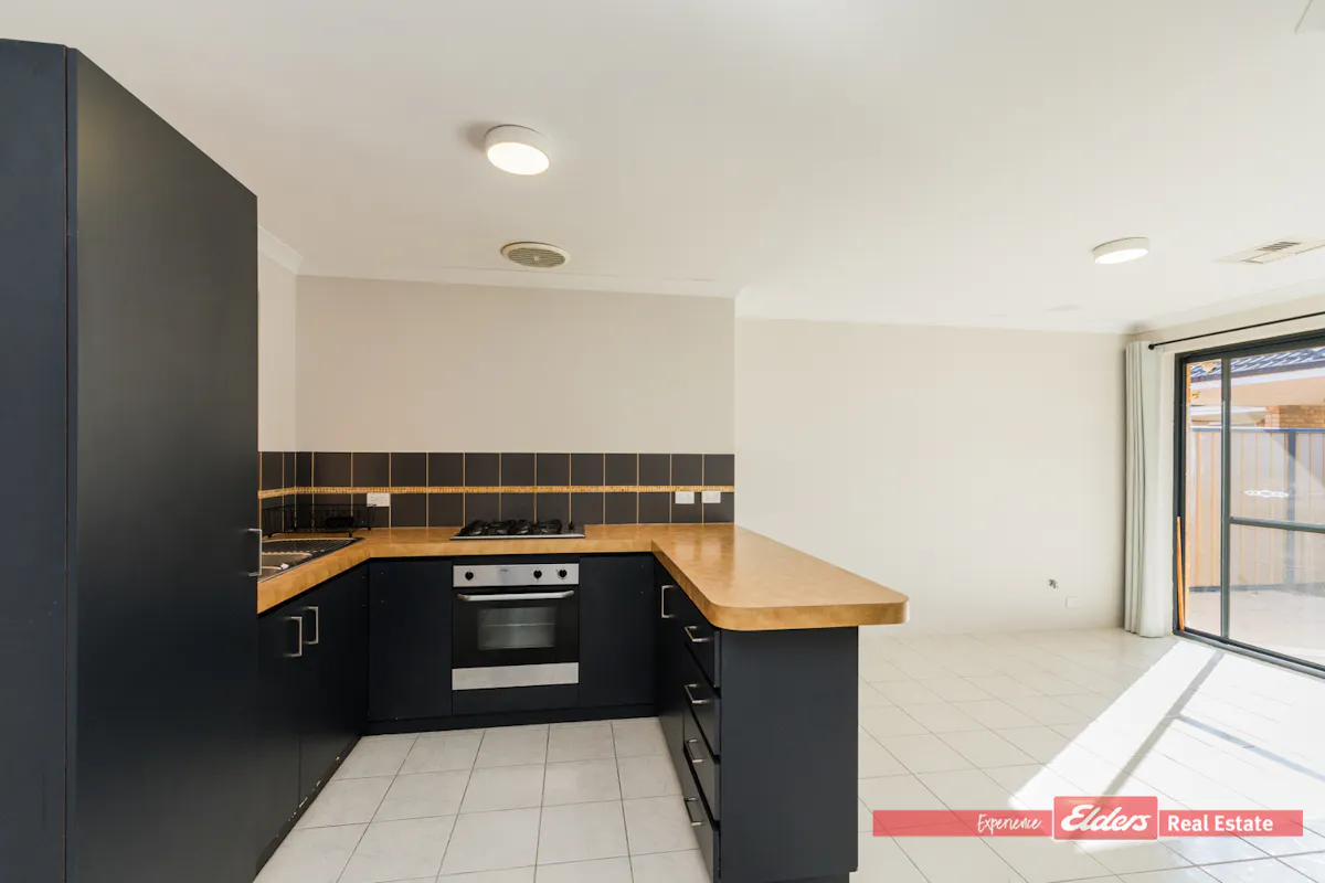 4/53 Moreton Crescent — photo 7 of 16