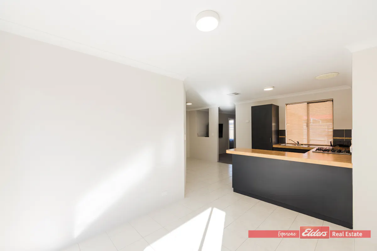 4/53 Moreton Crescent — photo 8 of 16