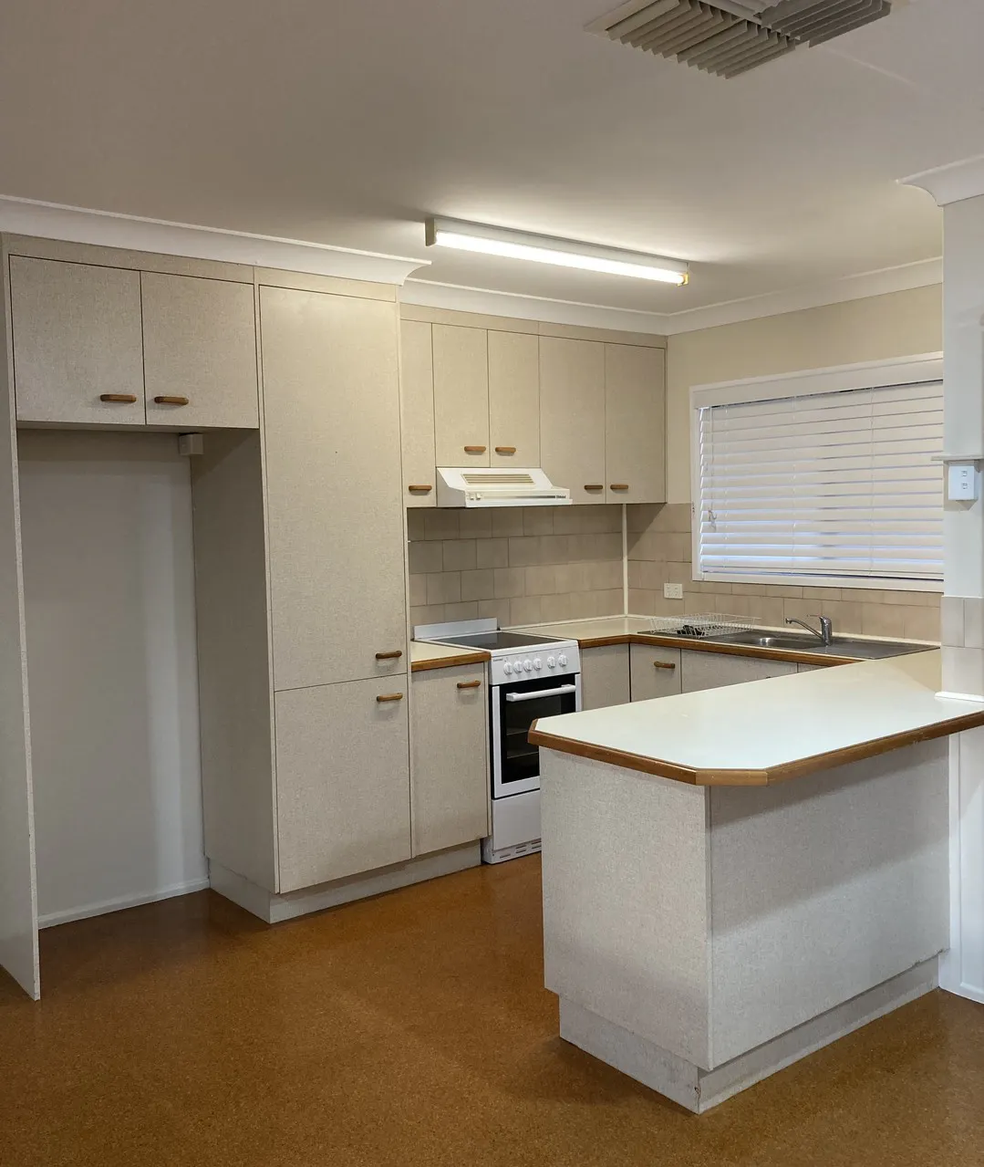 3/30 Wood Street — photo 4 of 10