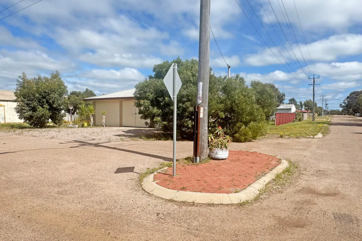 Lot 9 Coolgardie-Esperance Highway — photo 21 of 22
