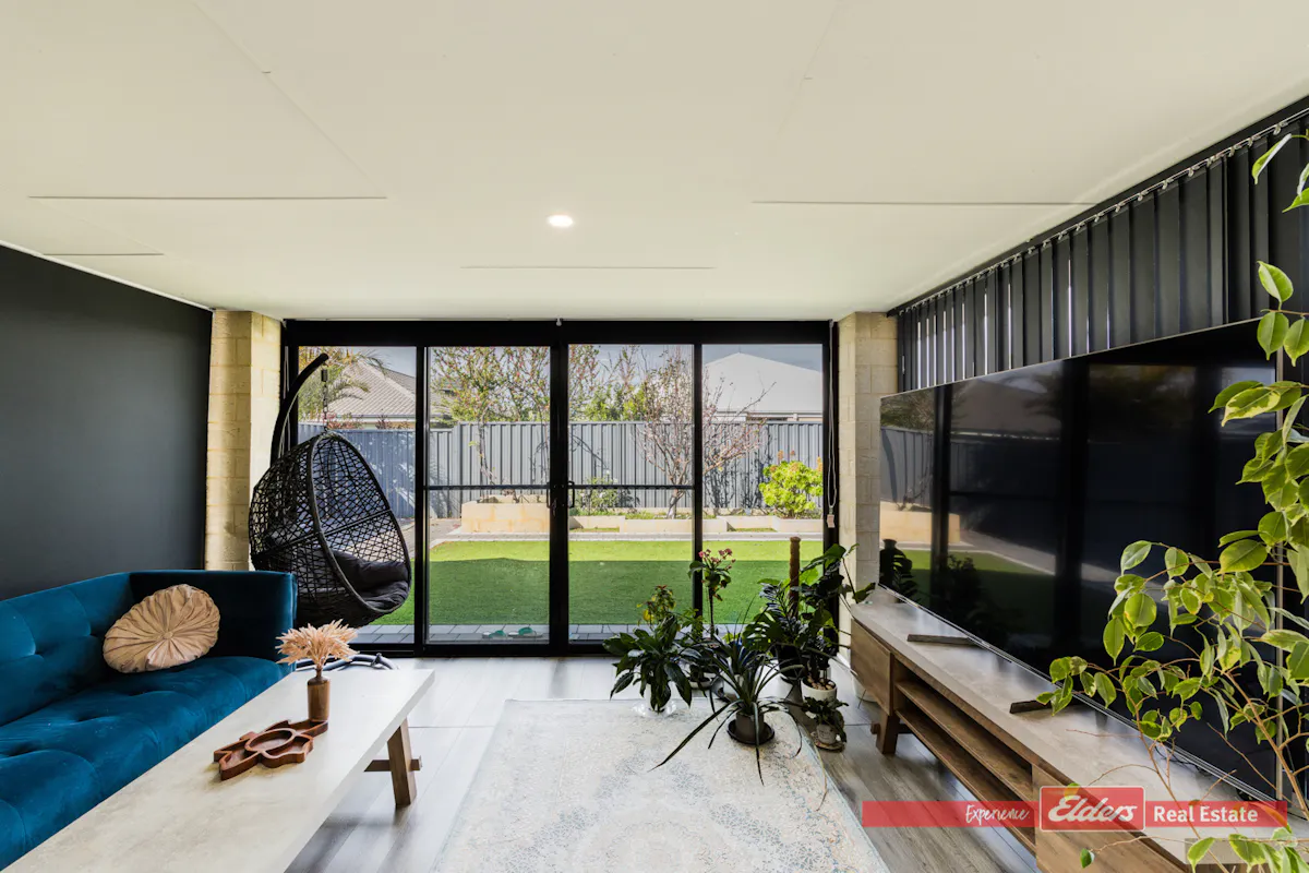 11 Buckley Road — photo 6 of 15