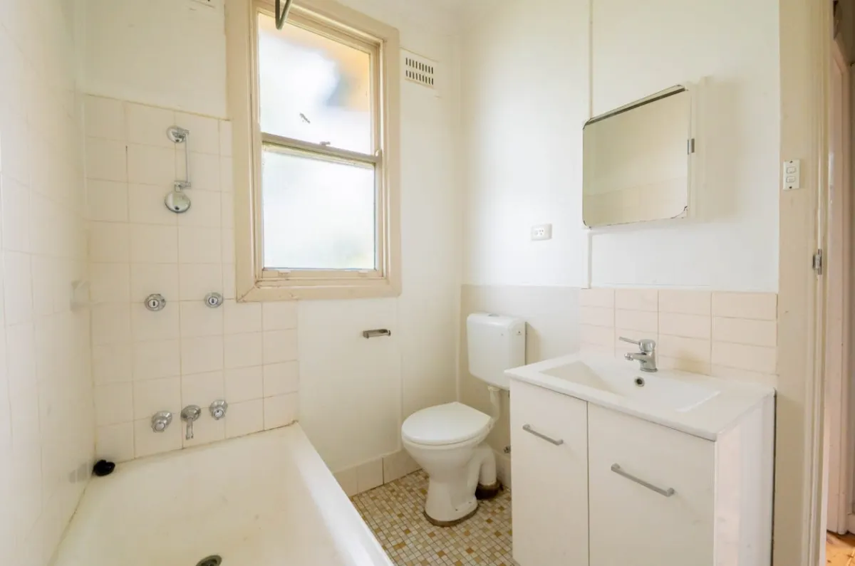 10 Charles Rigg Avenue — photo 5 of 9