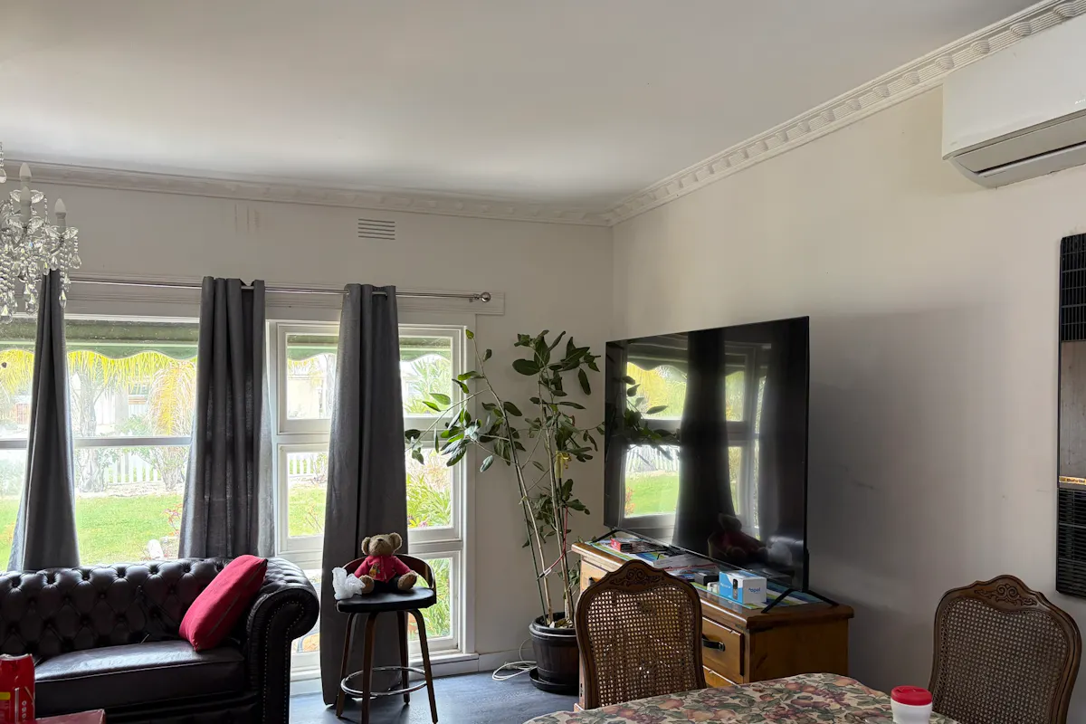 22 Hewitt Street — photo 3 of 9