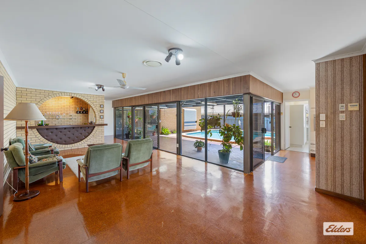 9 Columbia Avenue — photo 10 of 30