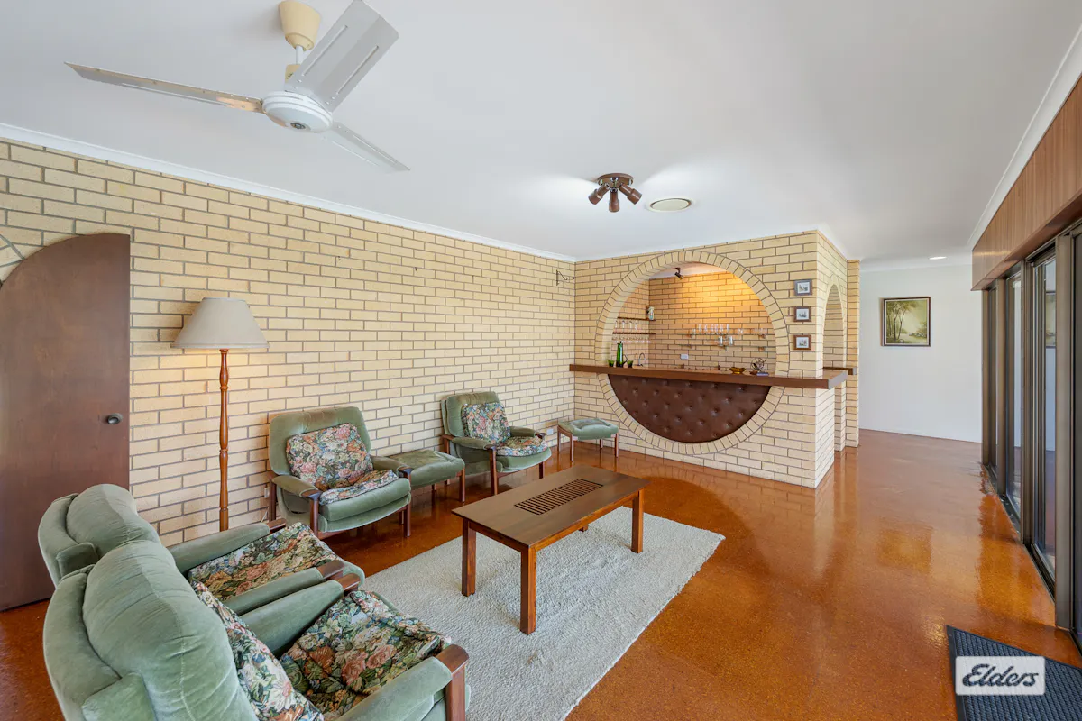 9 Columbia Avenue — photo 8 of 30