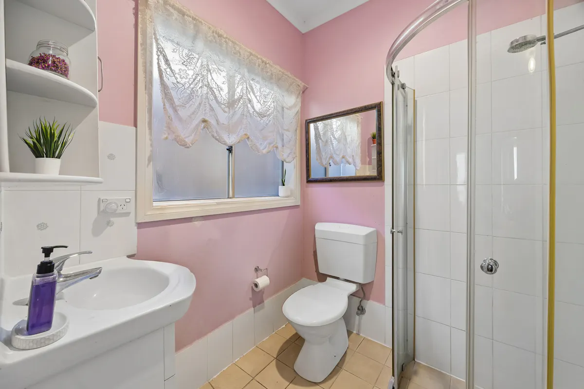 76A Roper Road — photo 10 of 18