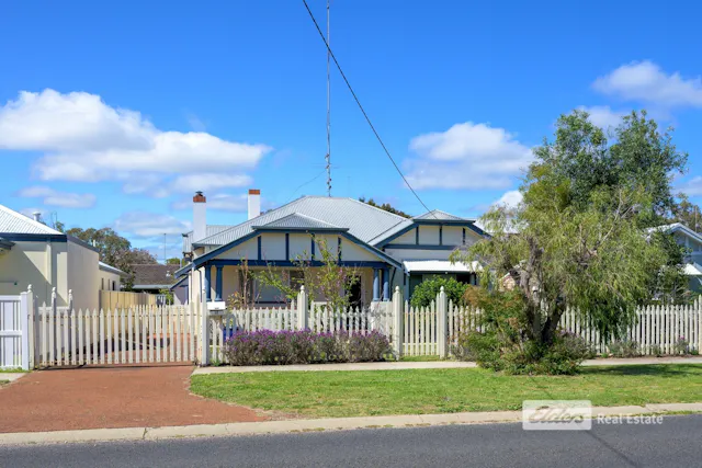25 Mary Street — photo from Elders Real Estate Bunbury / Davenport - McCombe Road