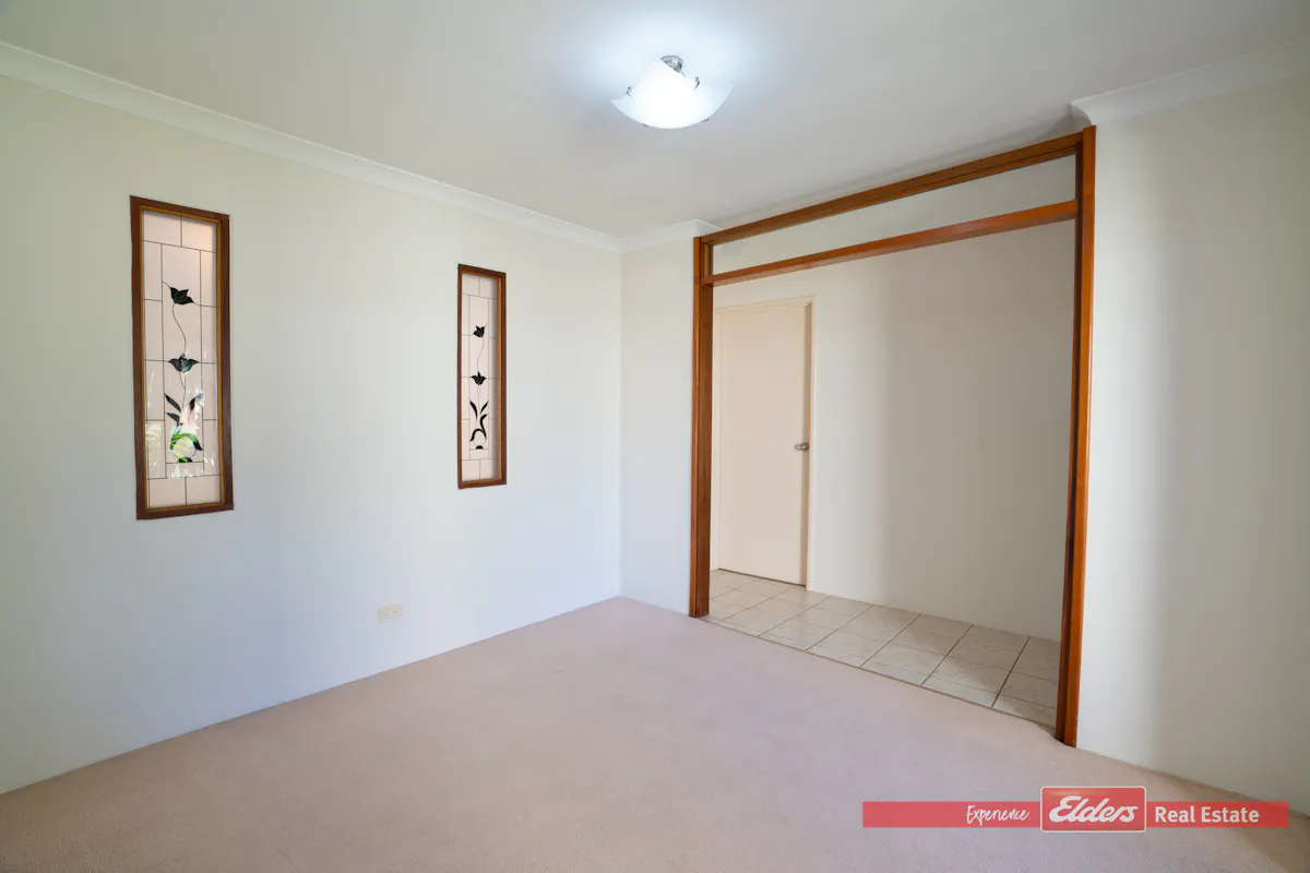 13 Parkland Drive — photo 4 of 29