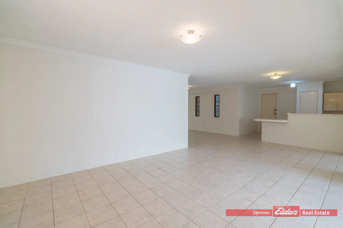 13 Parkland Drive — photo 9 of 29