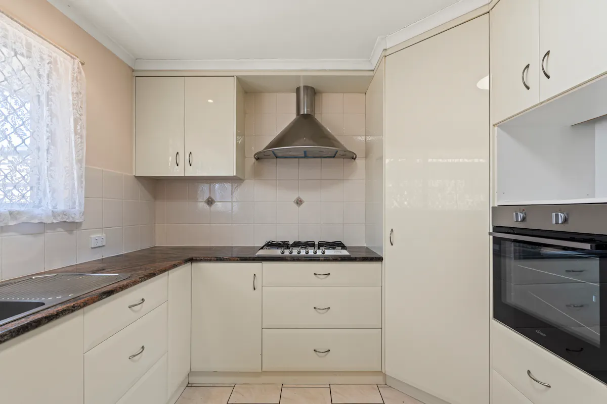23 McGregor Street — photo 8 of 21