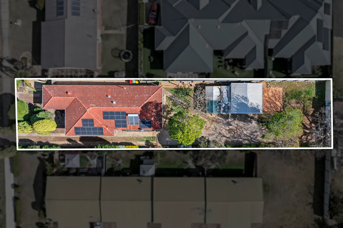 23 McGregor Street — photo 2 of 21