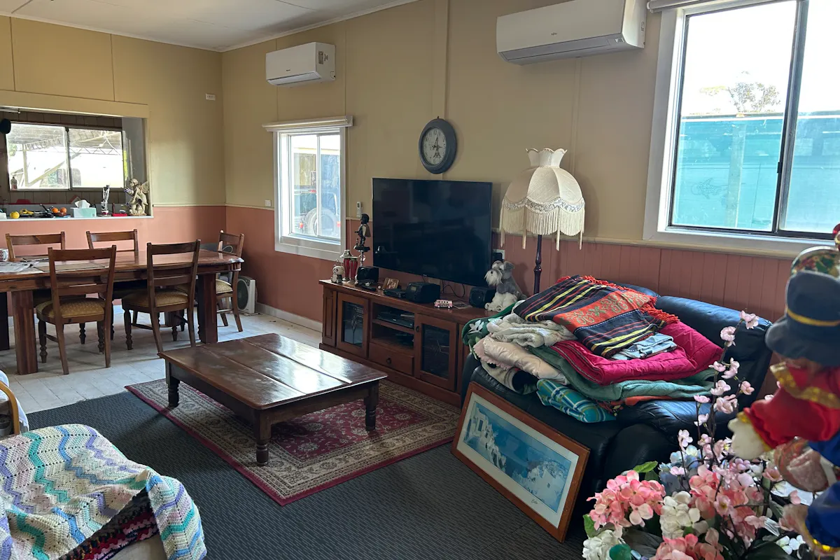 35 Allenby Street — photo 11 of 20